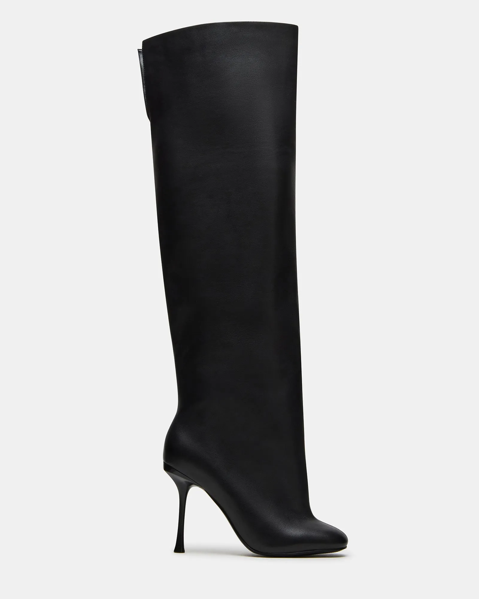ALLURING BLACK