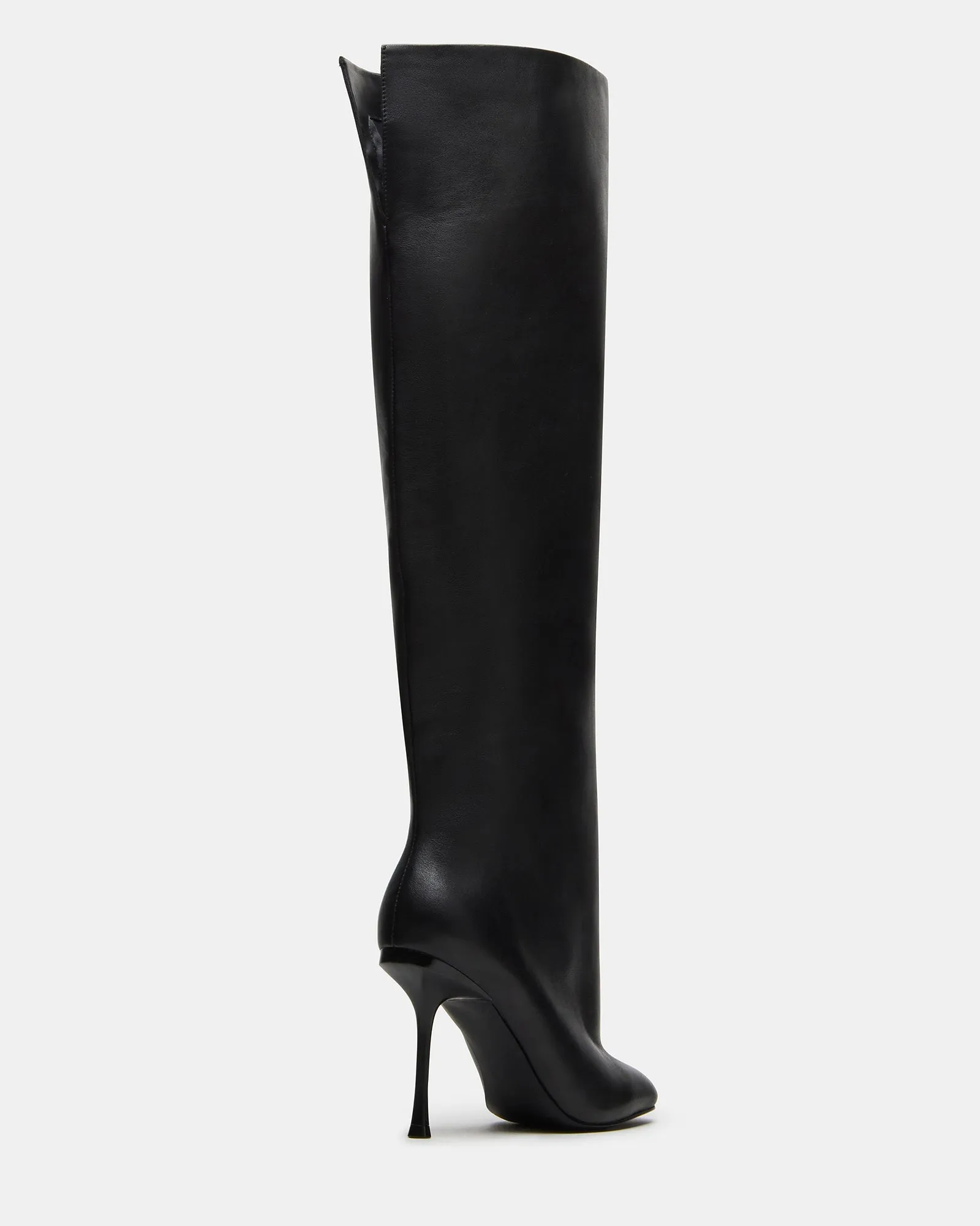 ALLURING BLACK