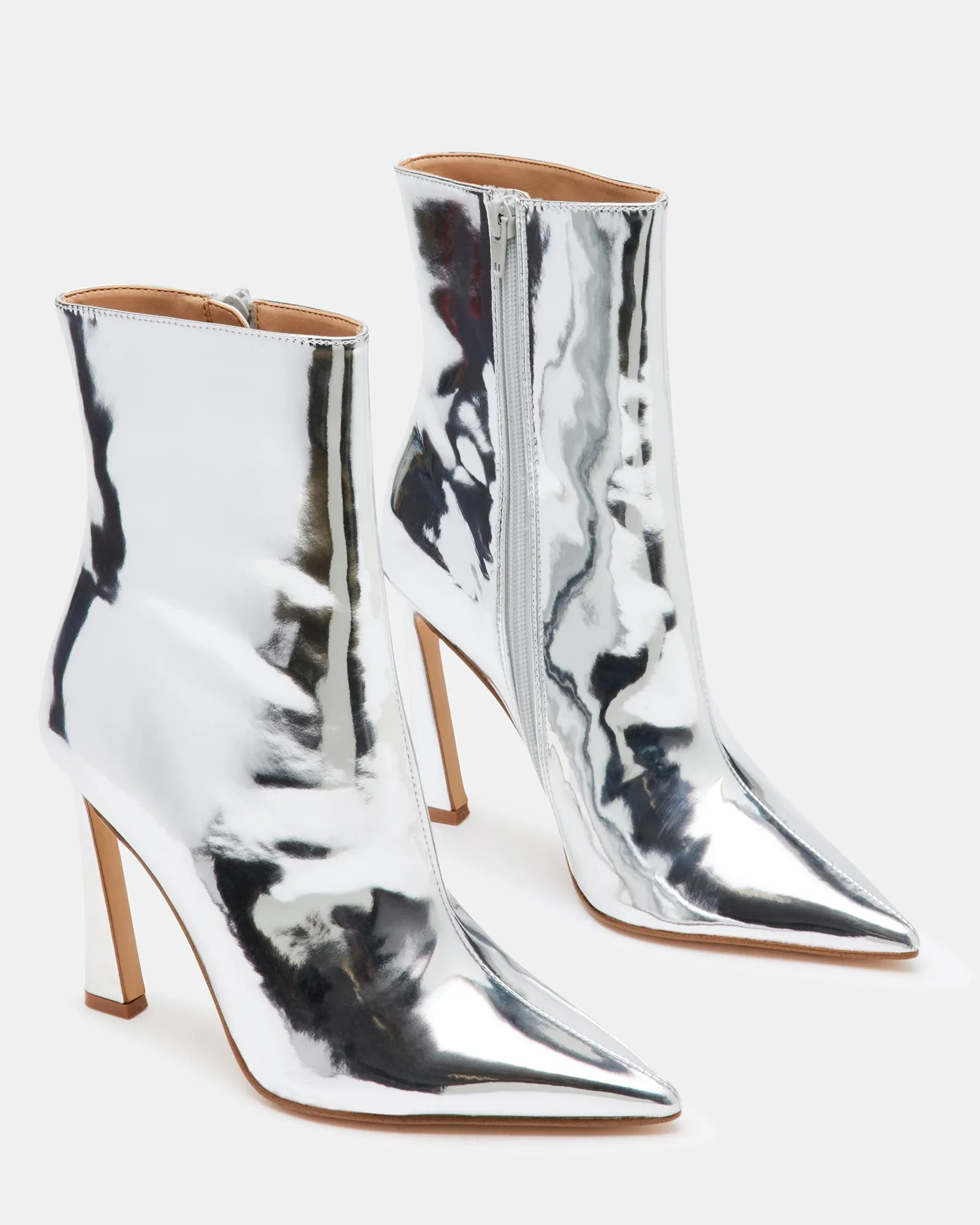 DILARA SILVER - SM REBOOTED