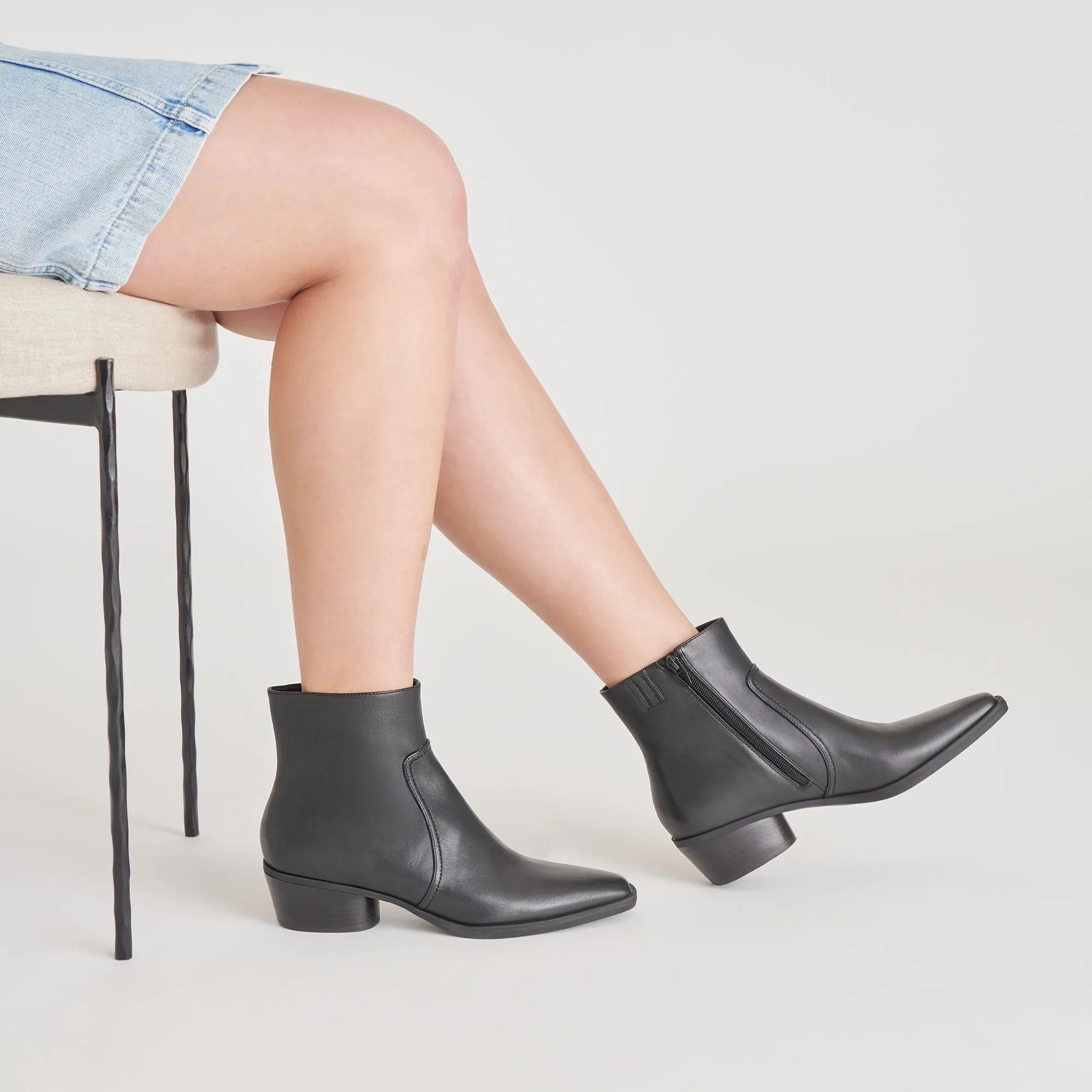 FAHARI H2O BOOTIES BLACK LEATHER