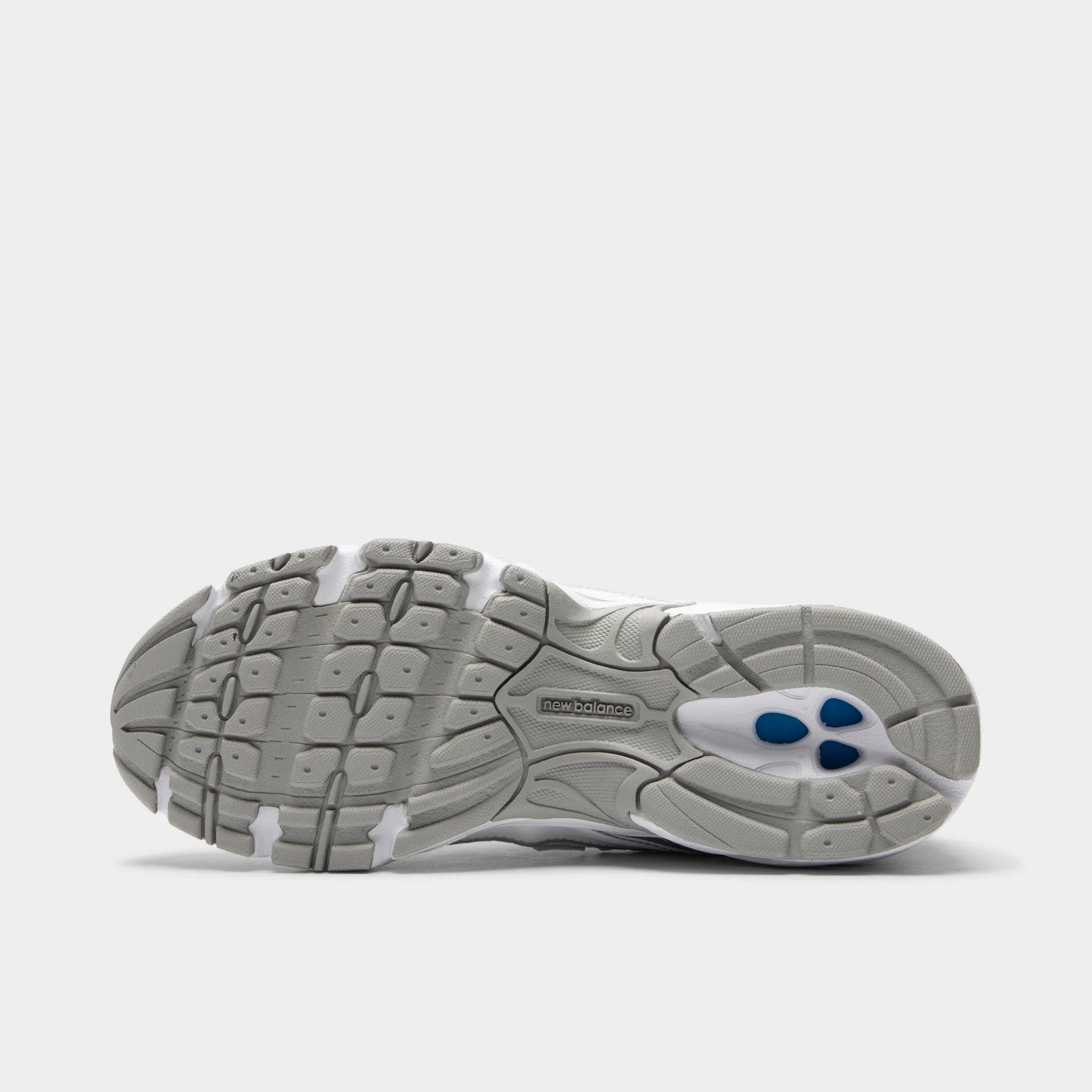 New Balance U740 / White / Silver Metallic