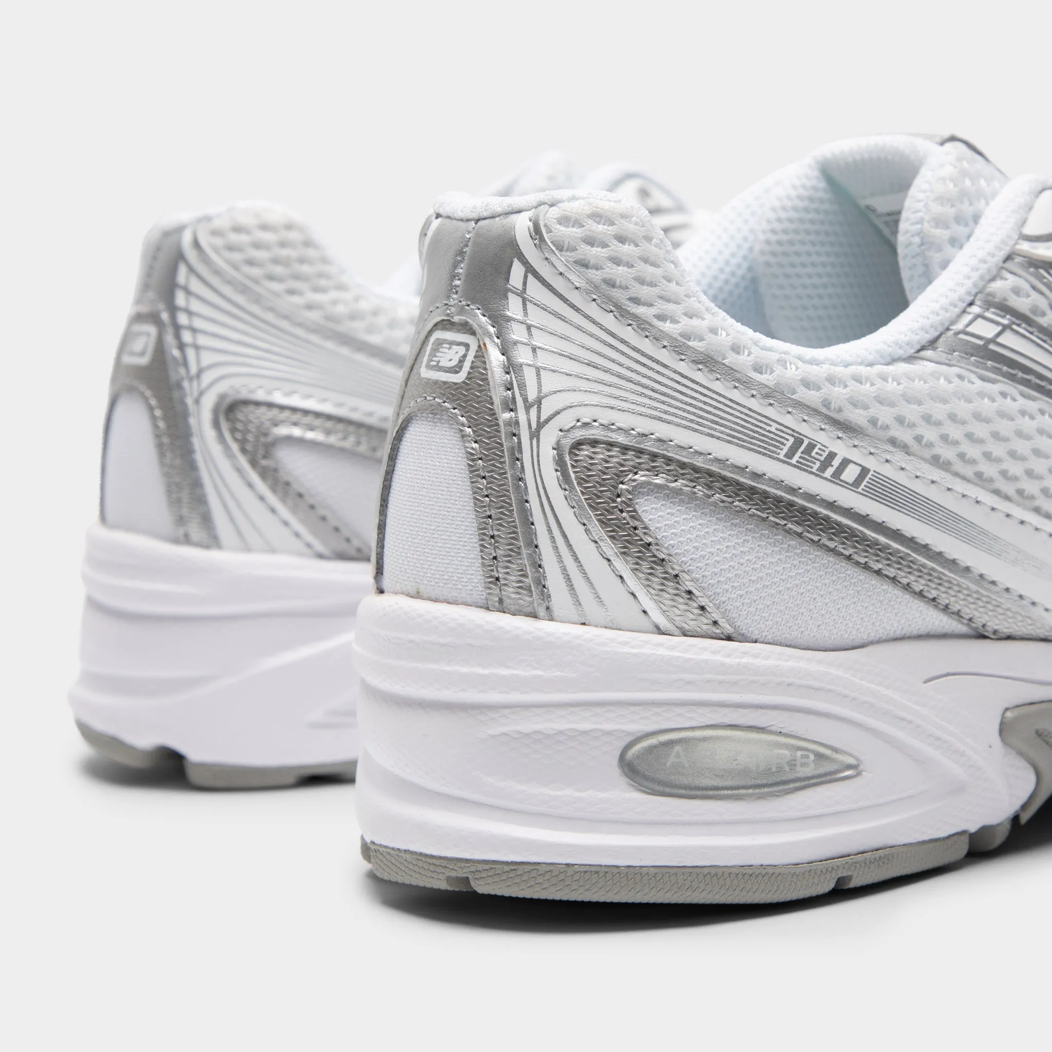 New Balance U740 / White / Silver Metallic