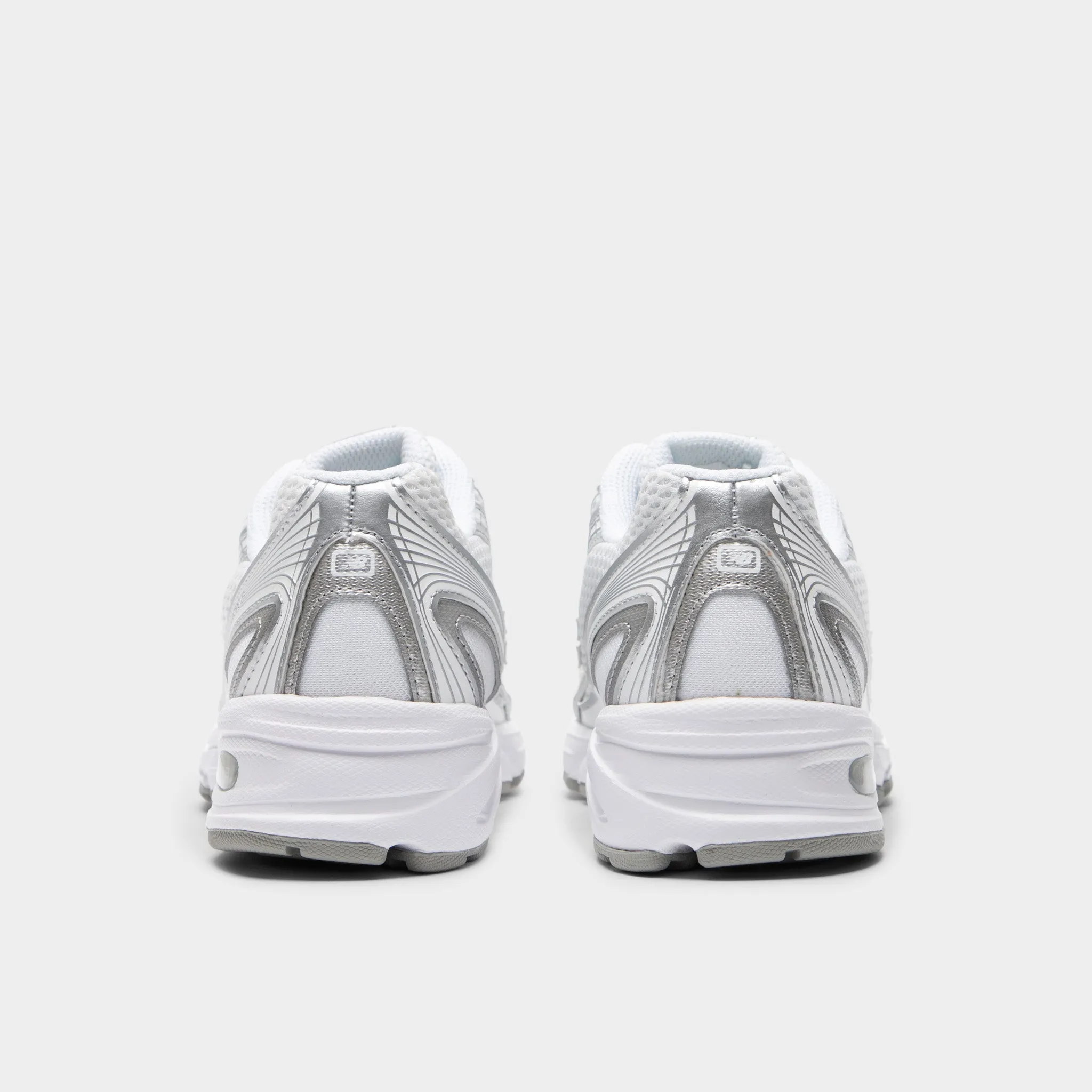 New Balance U740 / White / Silver Metallic