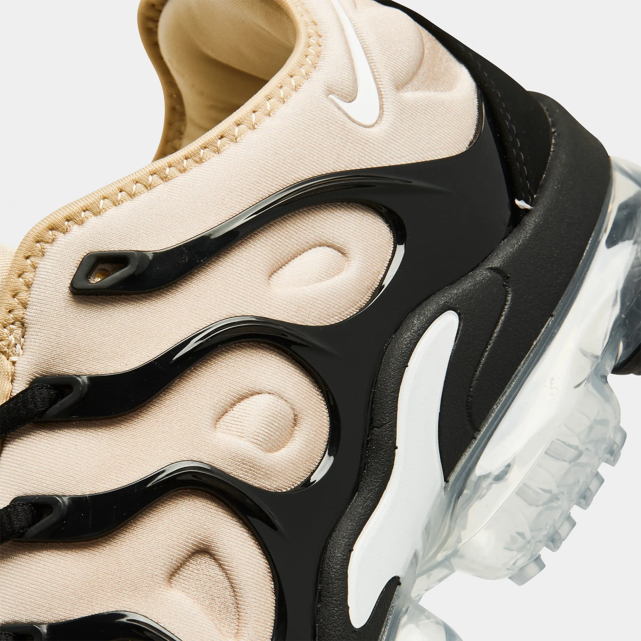 Nike Air VaporMax Plus Rattan / White