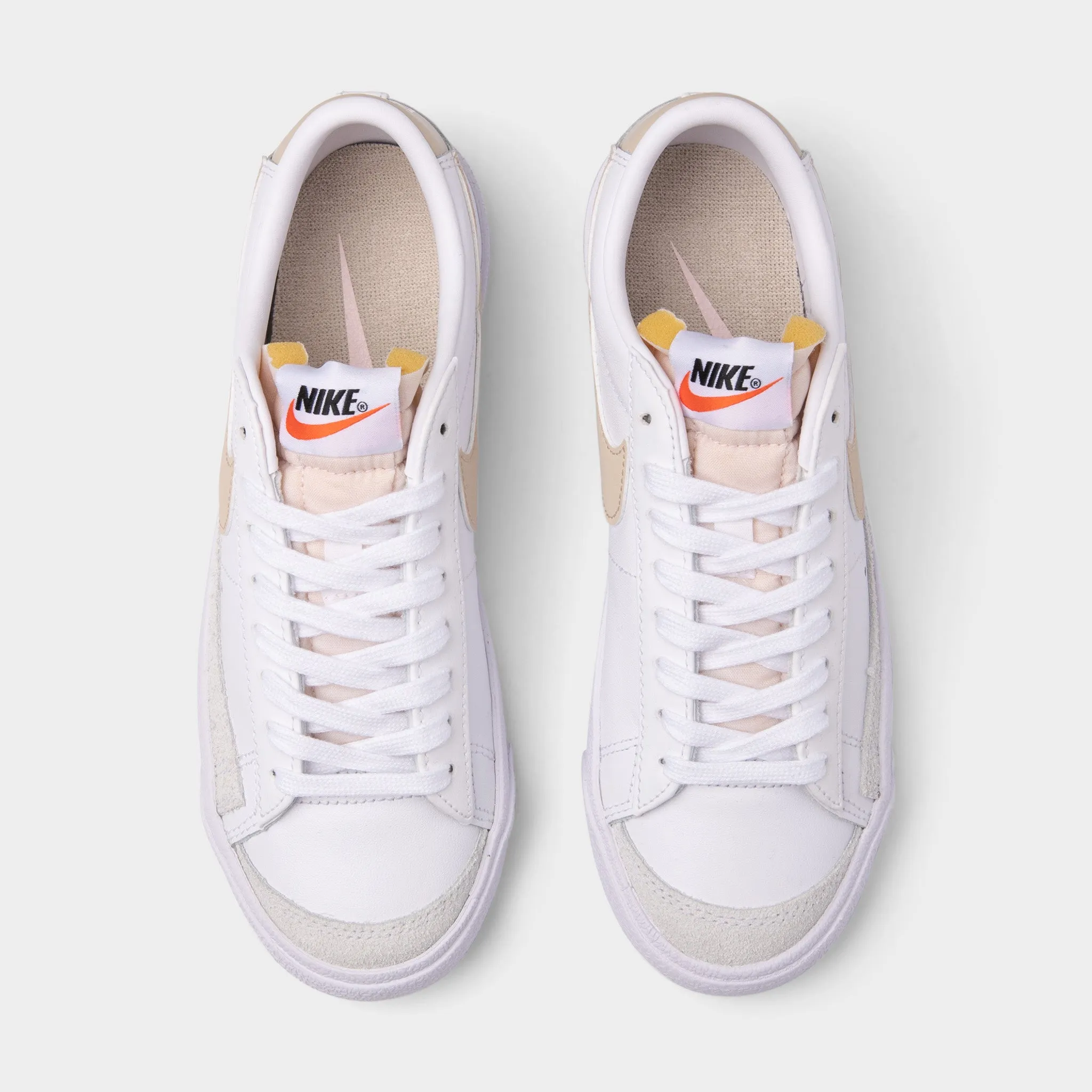 Nike Women's Blazer Low '77 White / Pale Coral - Black