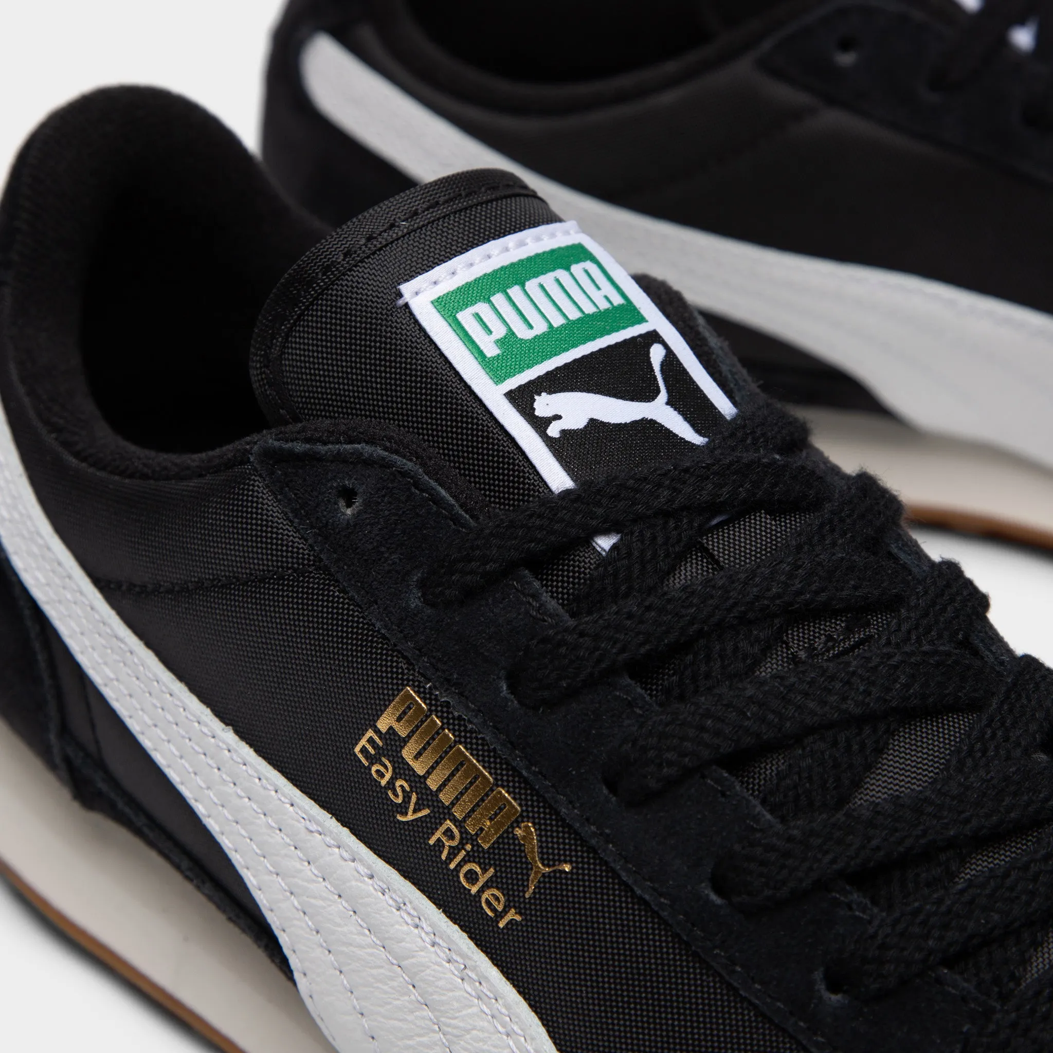 Puma Women's Easy Rider Vintage Black / White