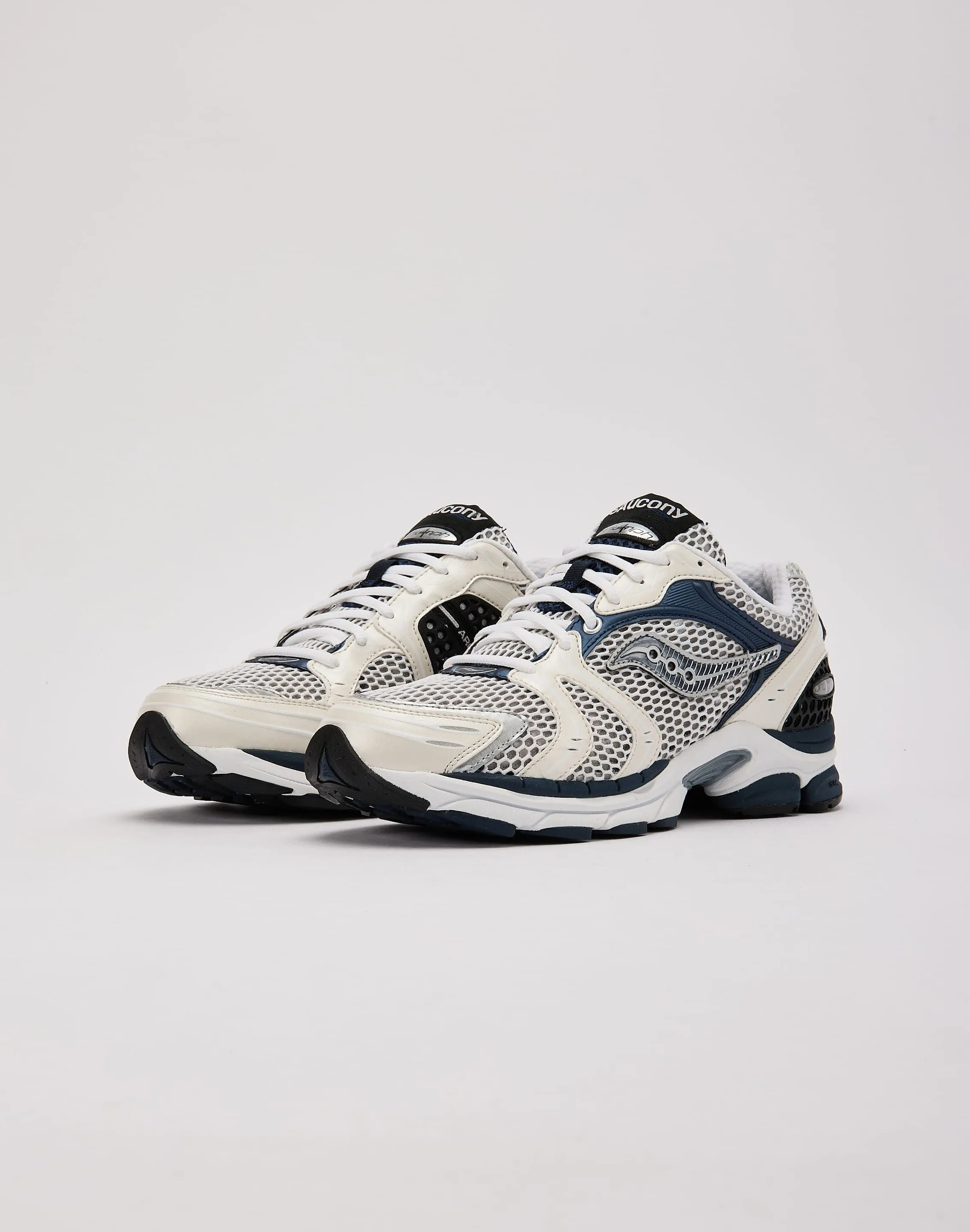 Saucony ProGrid Triumph 4
