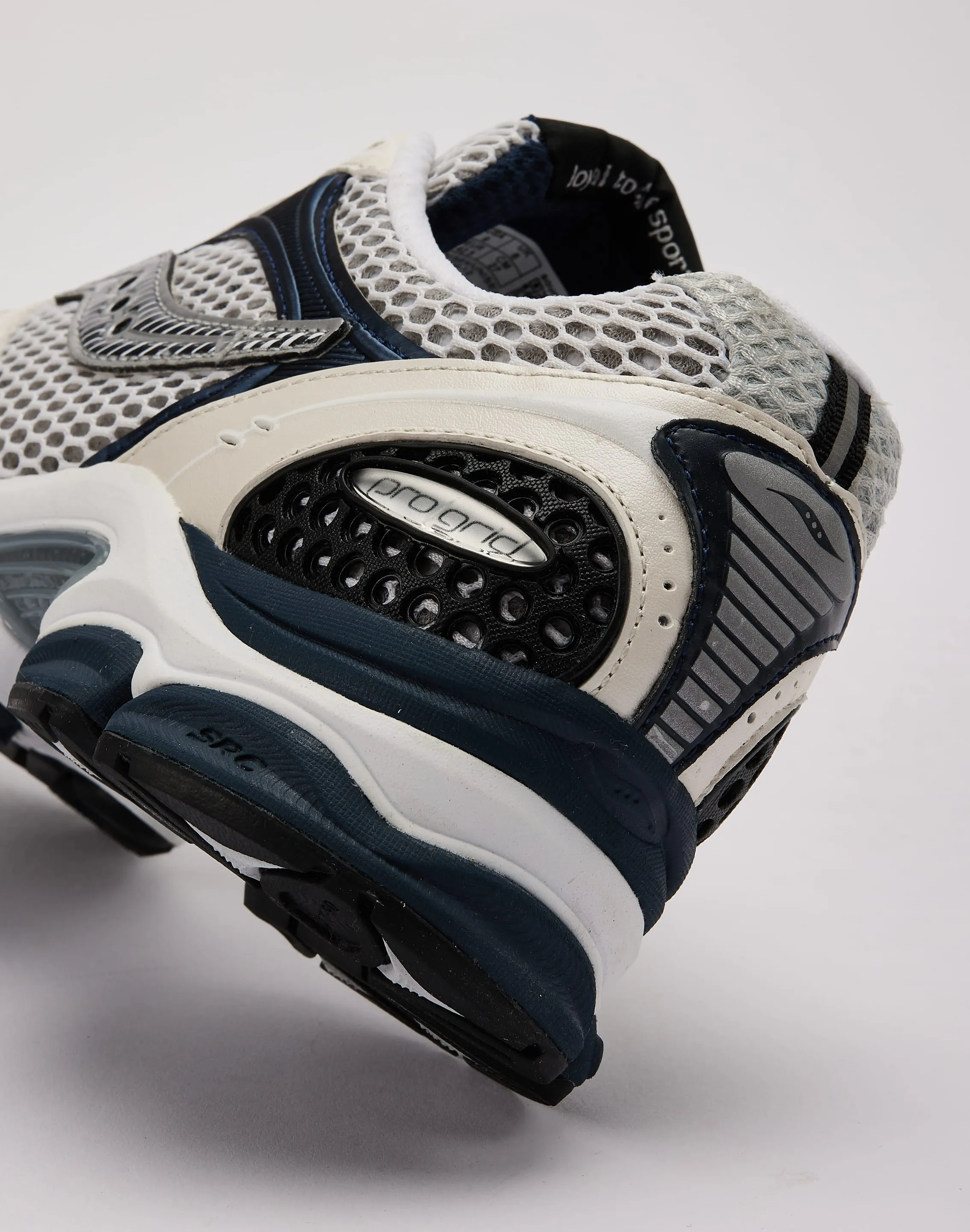 Saucony ProGrid Triumph 4
