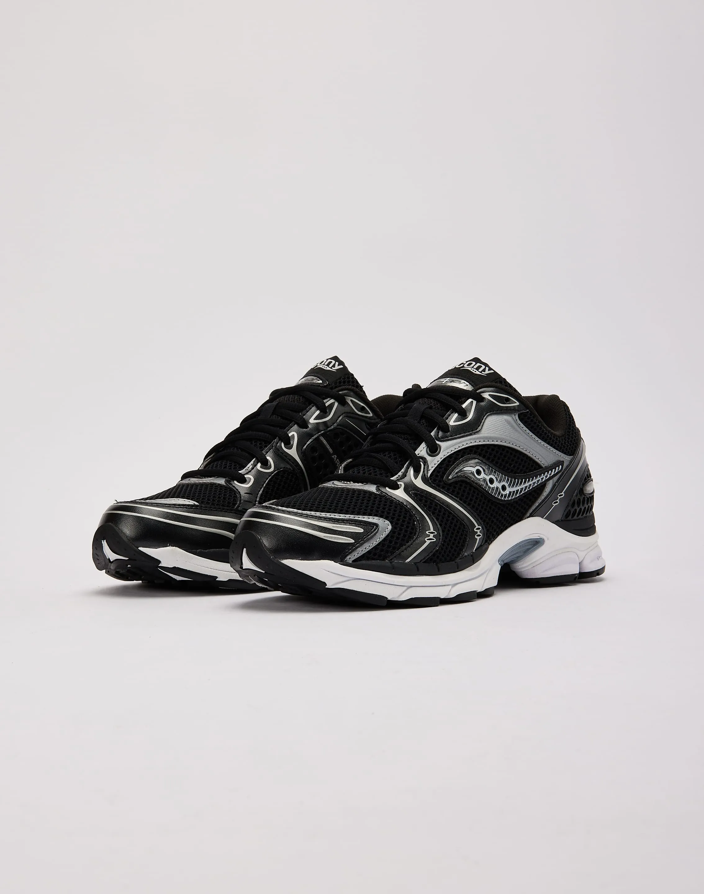 Saucony ProGrid Triumph 4