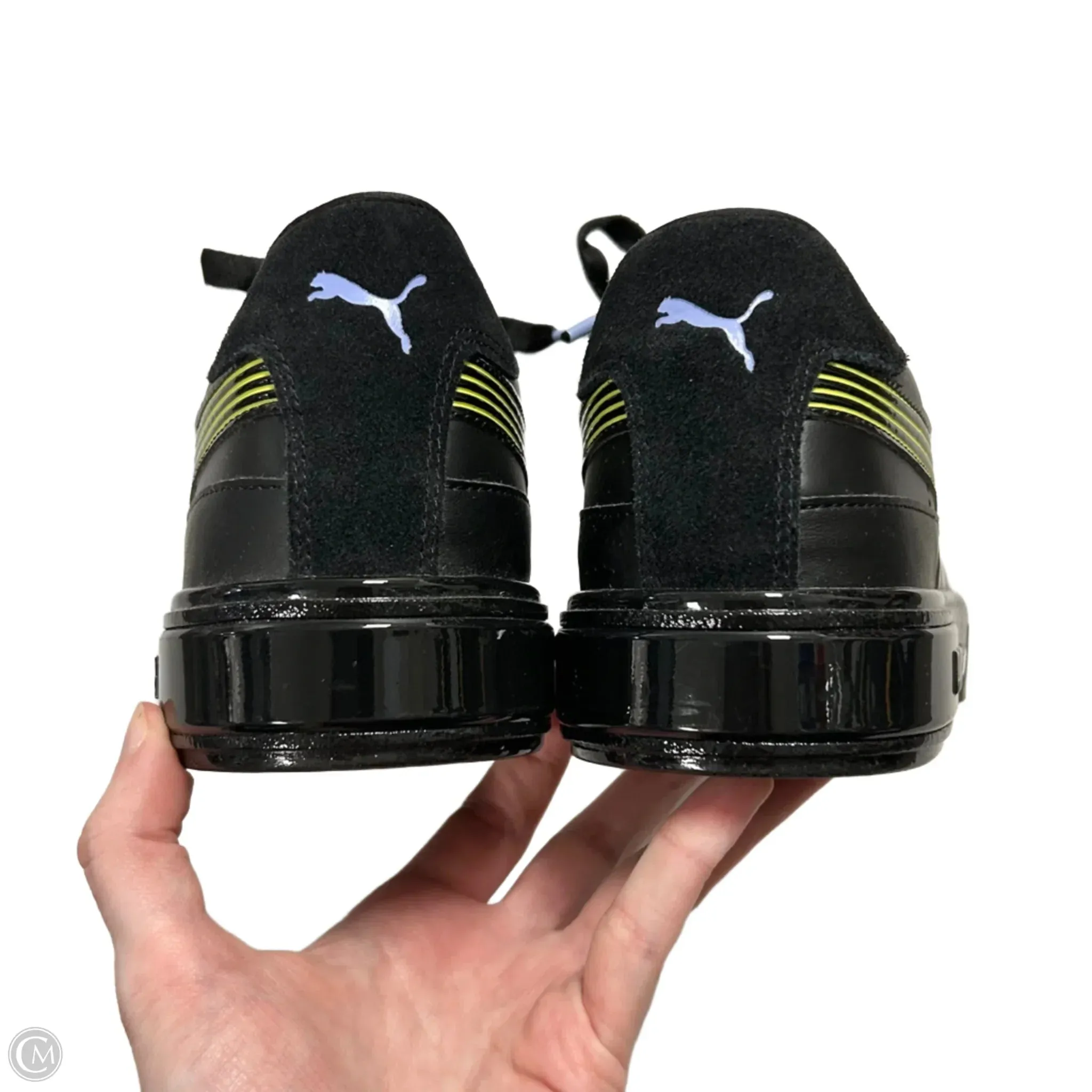 Shoes Sneakers By Puma In Black, Size: 10