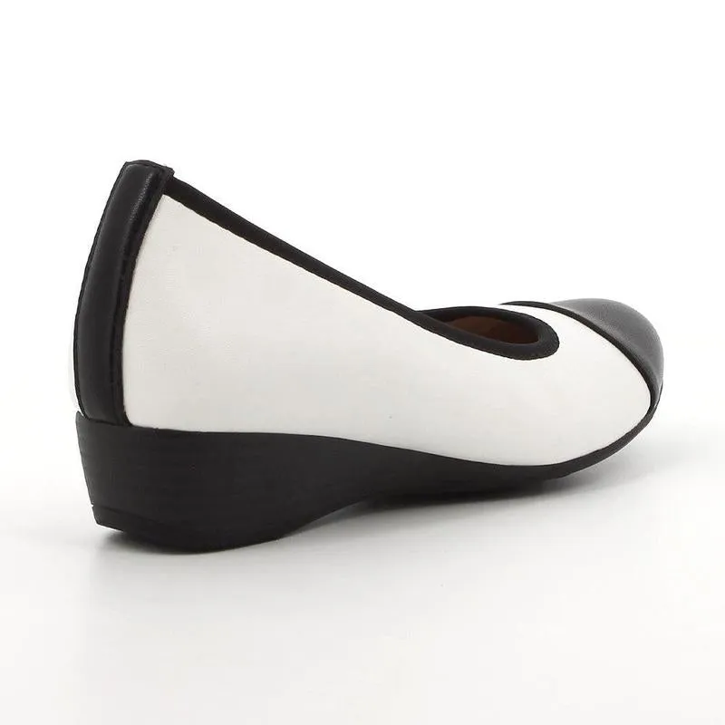 Soft Style By Hush Puppies Rishelle Wedge - White/Black