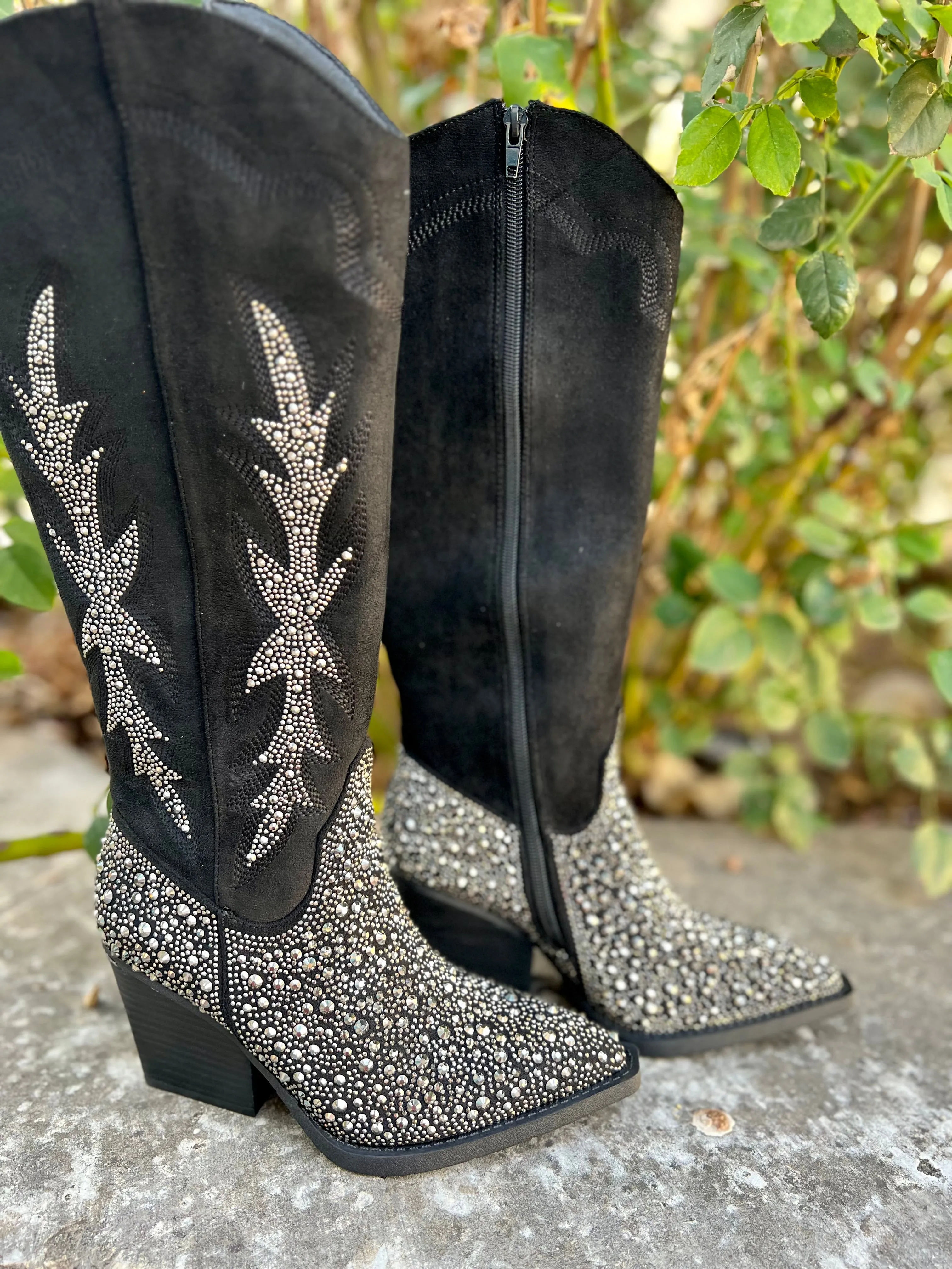 Very G Black Rhinestone Western Style Boots*