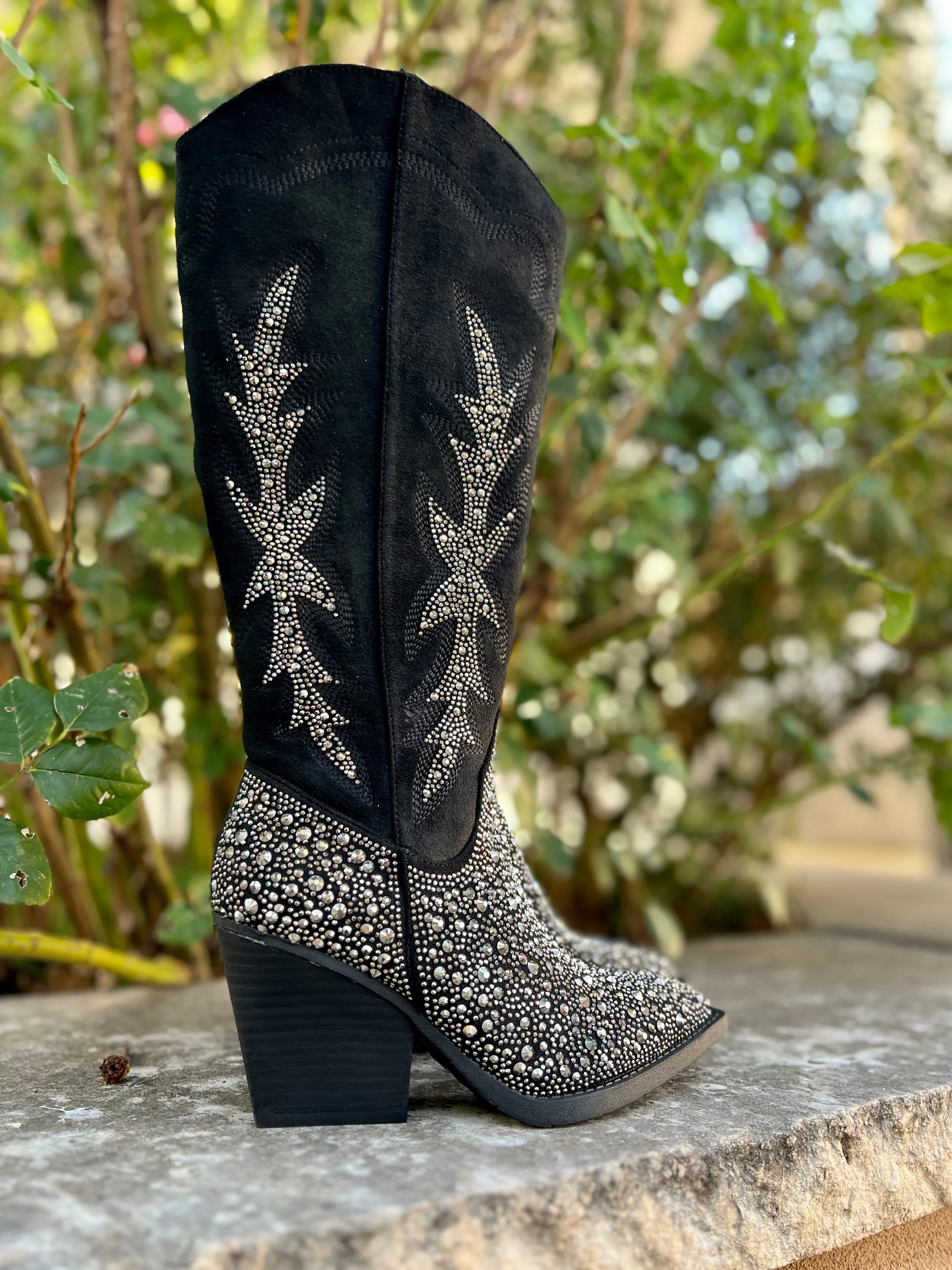 Very G Black Rhinestone Western Style Boots*