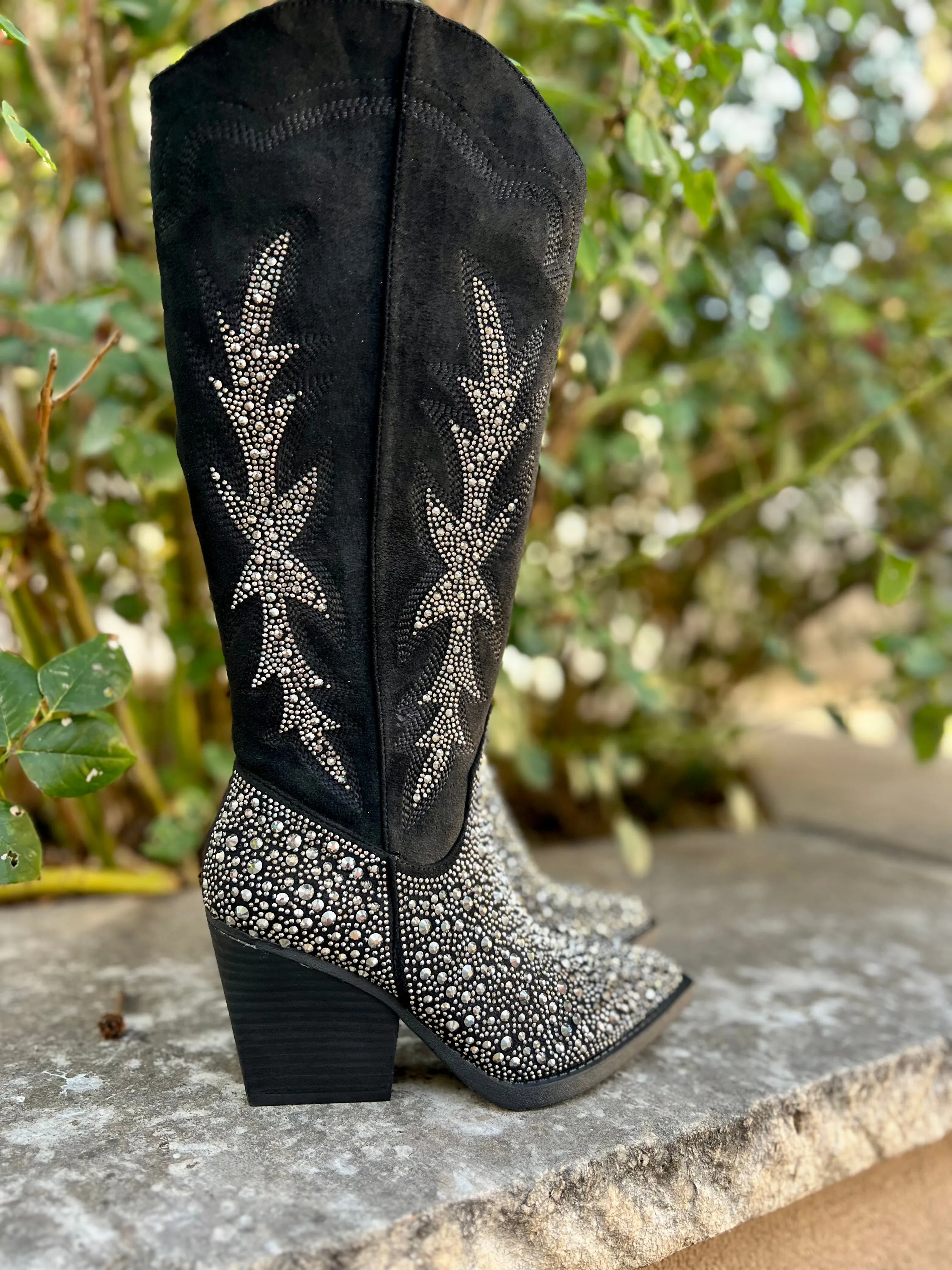 Very G Black Rhinestone Western Style Boots*