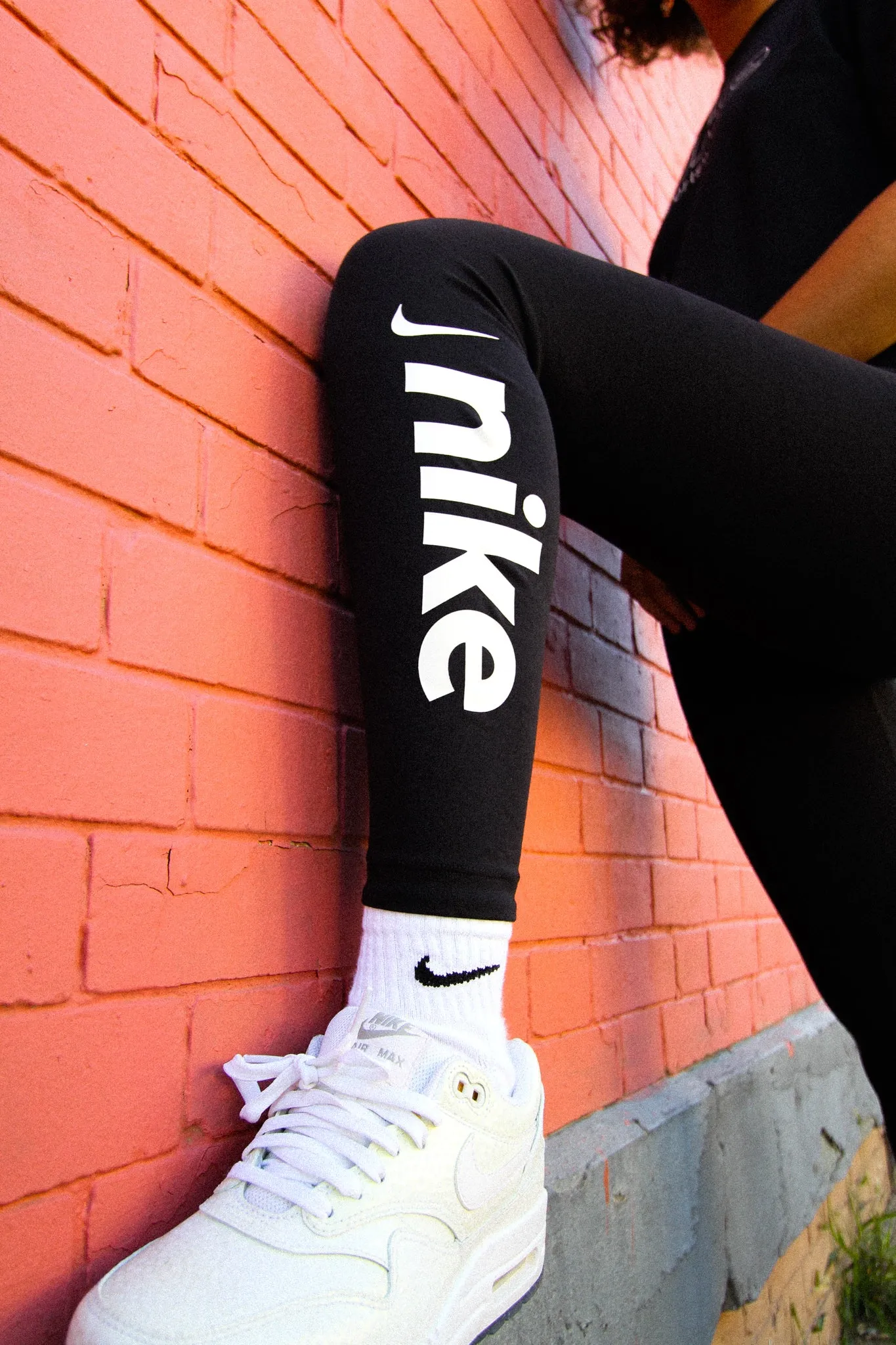 W NSW LEGGING BLK/WHT